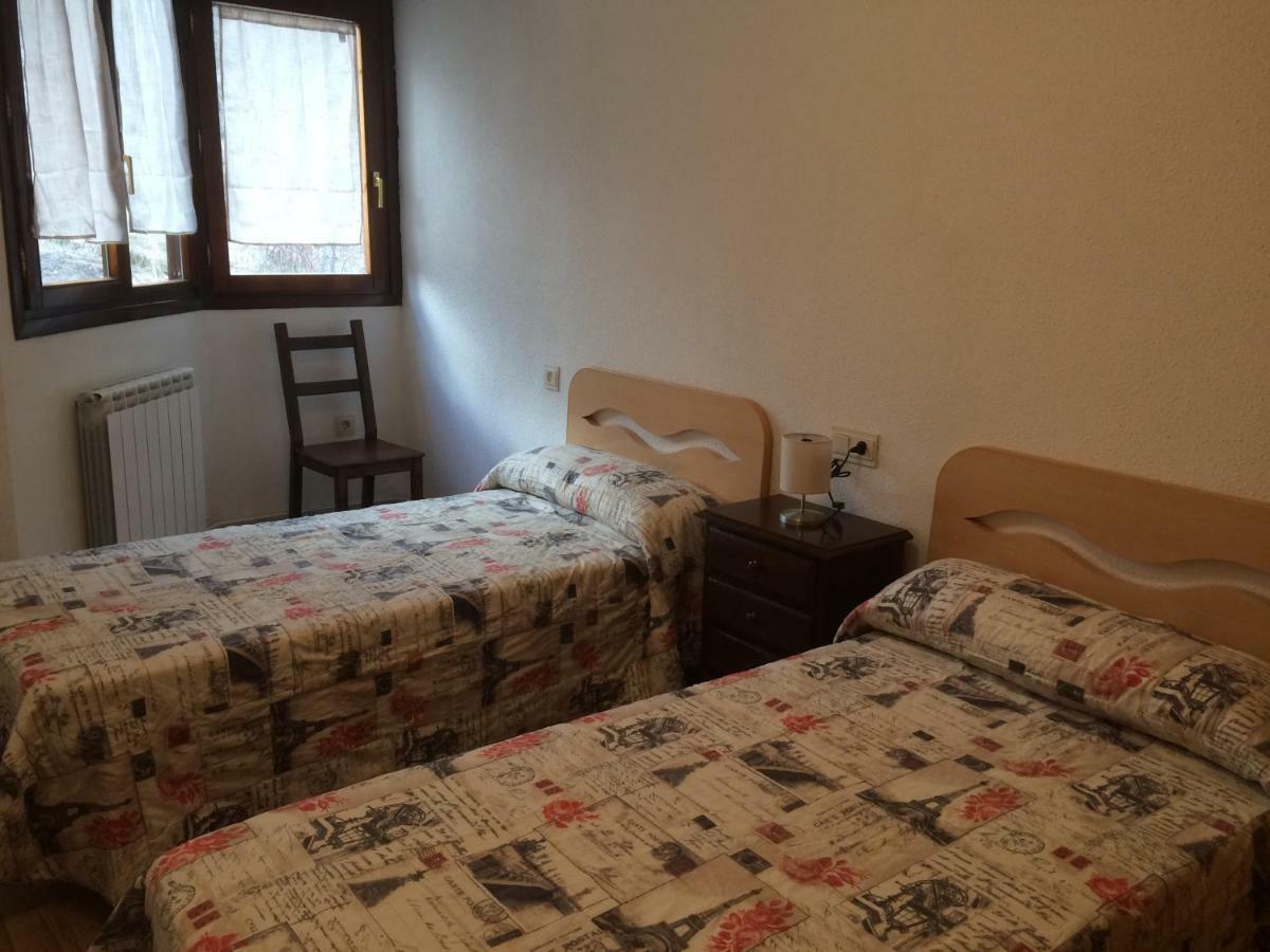 Apartamento Santa Marina Tramacastilla de Tena Eksteriør billede